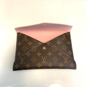 Louis Vuitton Large Kirigami Pochette Monogram